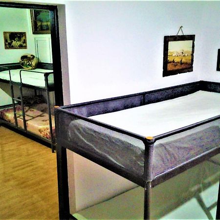 Leyla Hostel Brasov Ngoại thất bức ảnh