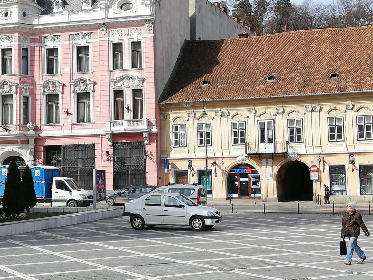Leyla Hostel Brasov Ngoại thất bức ảnh