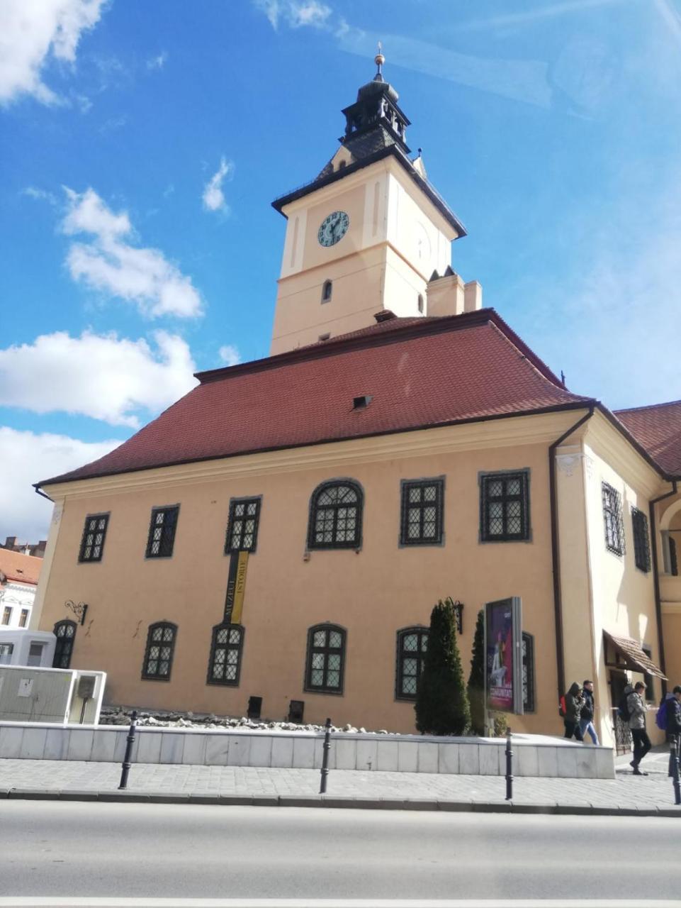 Leyla Hostel Brasov Ngoại thất bức ảnh