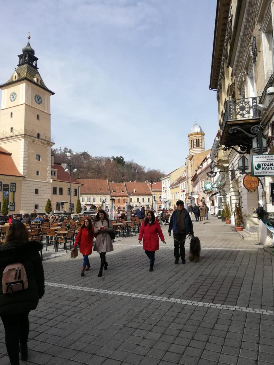 Leyla Hostel Brasov Ngoại thất bức ảnh