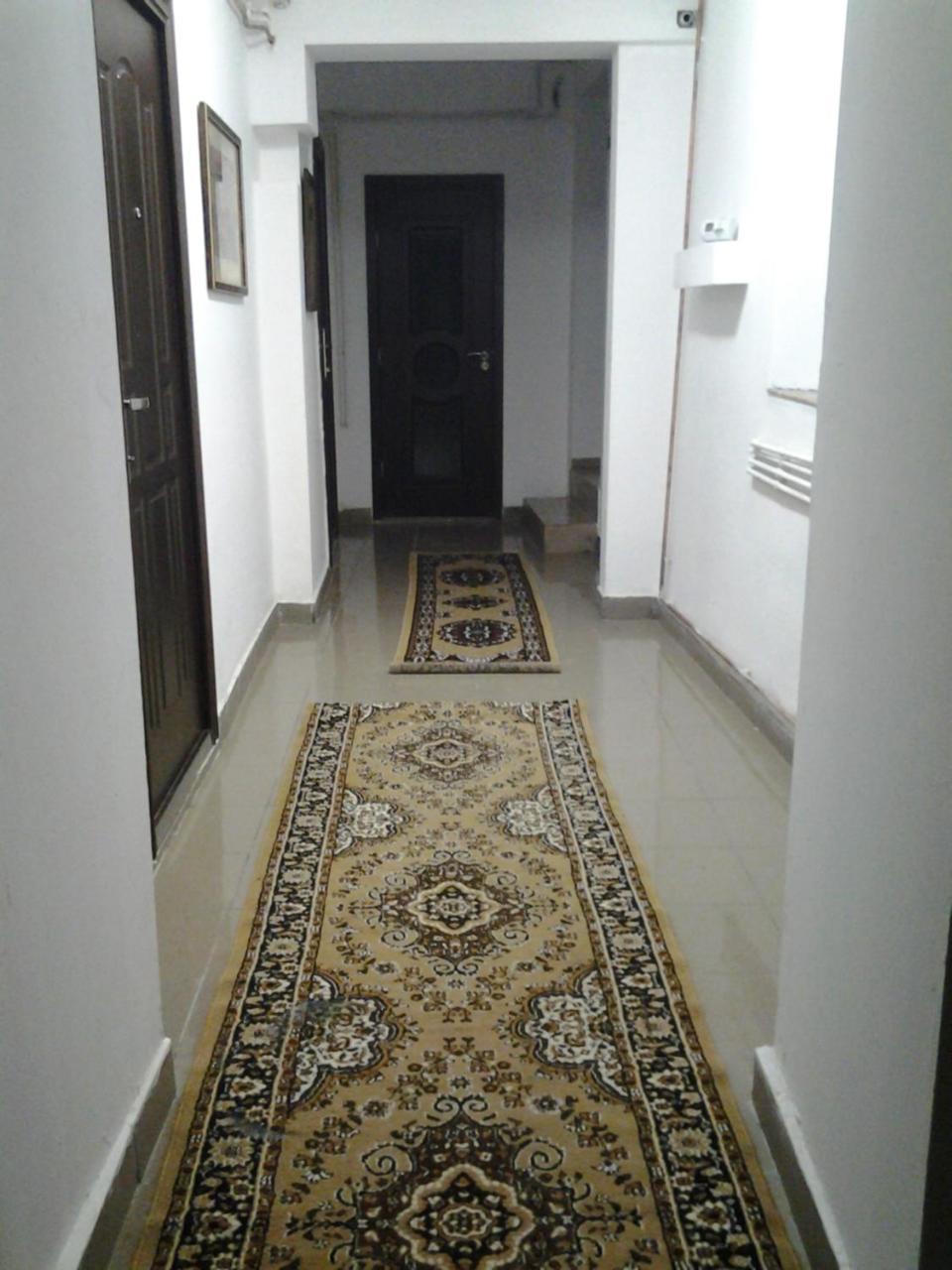 Leyla Hostel Brasov Ngoại thất bức ảnh